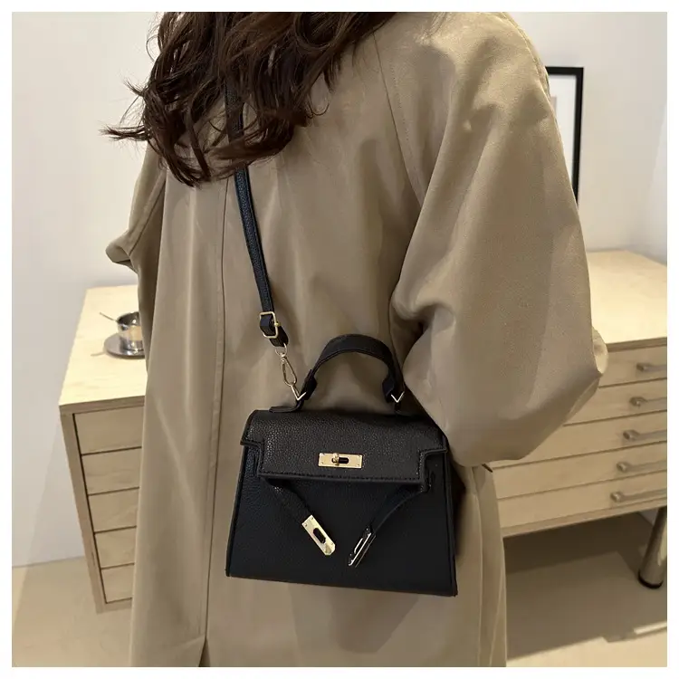 Textured Shoulder Crossbody Bag Silver Gold Plated — feature 12