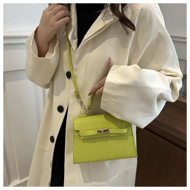 Textured Shoulder Crossbody Bag Silver Gold Plated — feature 13