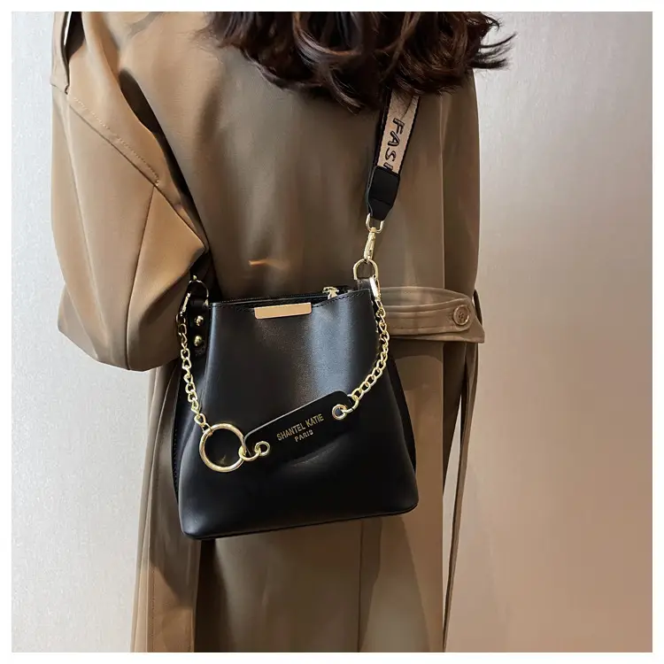 Women's Brown Leather Shoulder Crossbody Bag with Gold Chain — feature 13