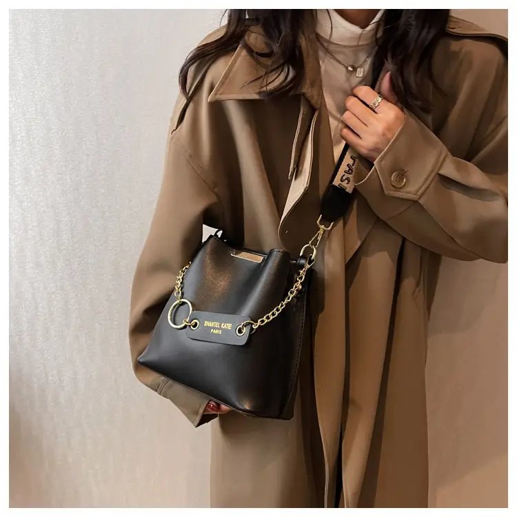 Women's Brown Leather Shoulder Crossbody Bag with Gold Chain — feature 14