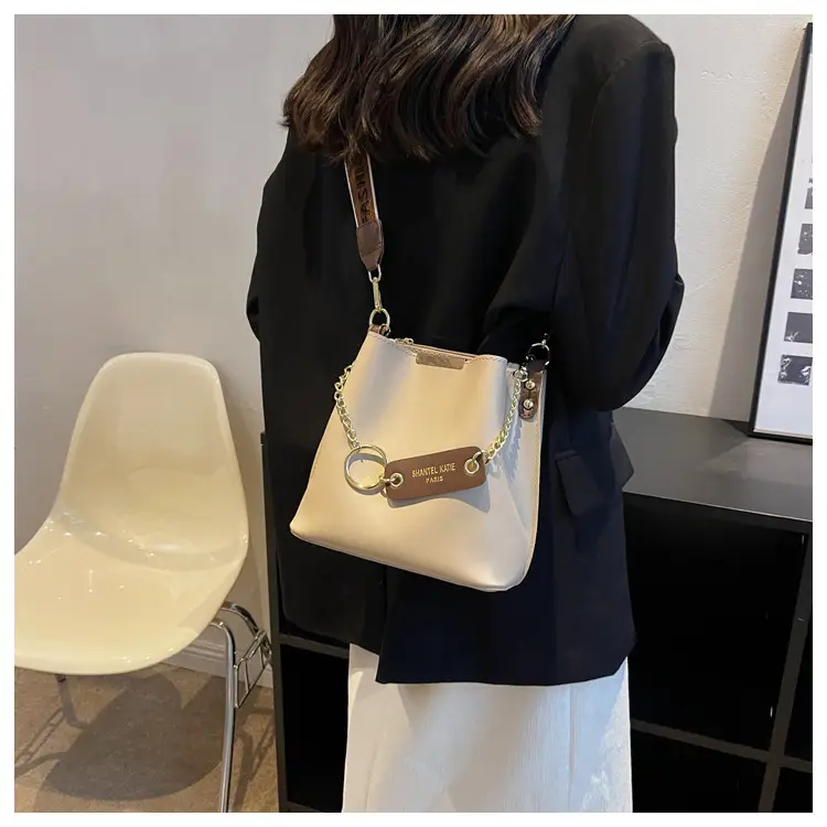 Women's Brown Leather Shoulder Crossbody Bag with Gold Chain — feature 23