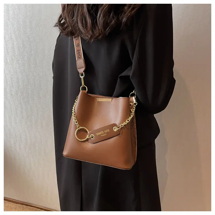 Women's Brown Leather Shoulder Crossbody Bag with Gold Chain — feature 8
