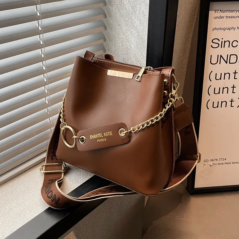 Women's Brown Leather Shoulder Crossbody Bag with Gold Chain - Image 3