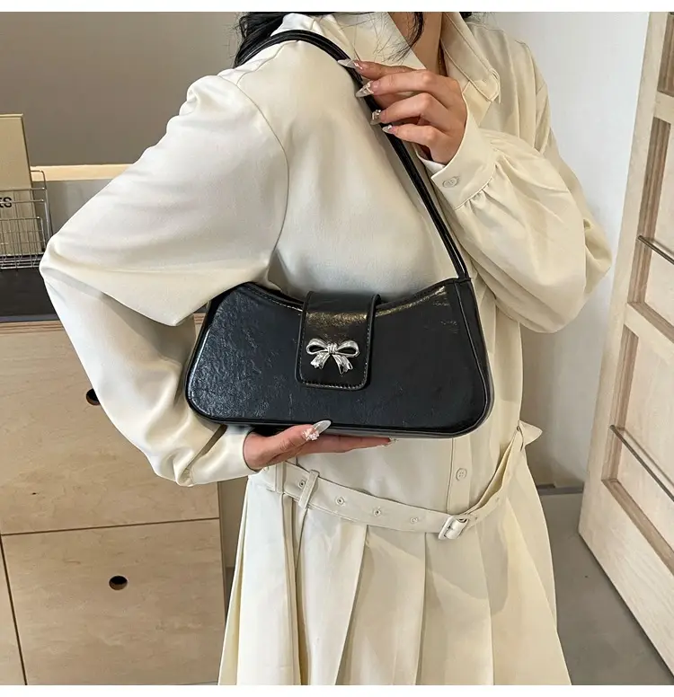 Black High-end Crossbody Bag for Women 2024 — feature 13