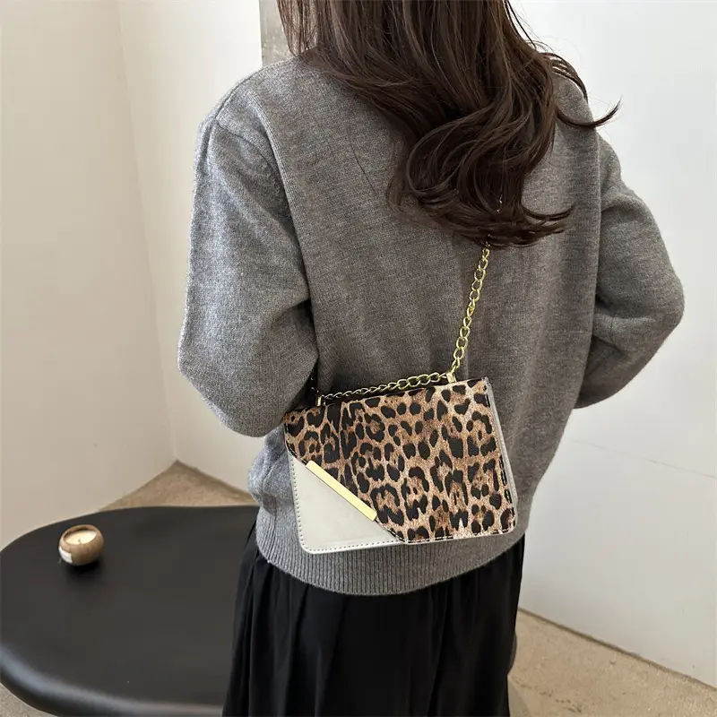 Leopard Print Chain Crossbody Bag Brown - Image 7