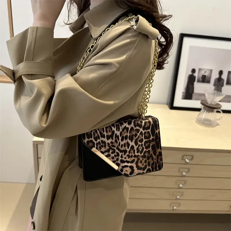 Leopard Print Chain Crossbody Bag Brown - Image 8