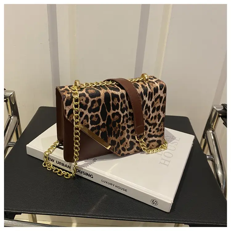 Leopard Print Chain Crossbody Bag Brown — feature 16