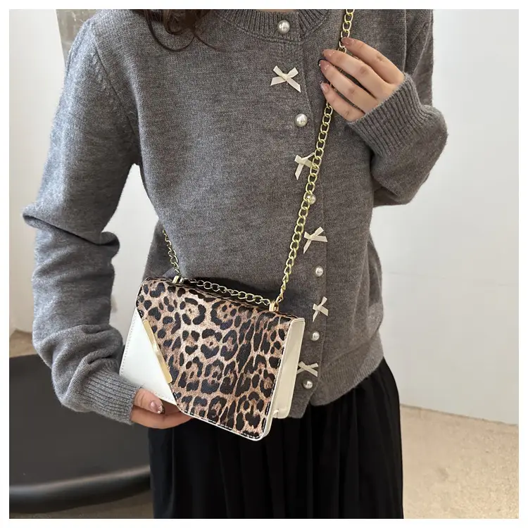 Leopard Print Chain Crossbody Bag Brown — feature 17