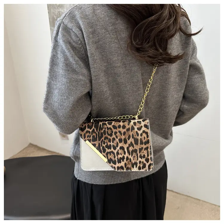 Leopard Print Chain Crossbody Bag Brown — feature 20