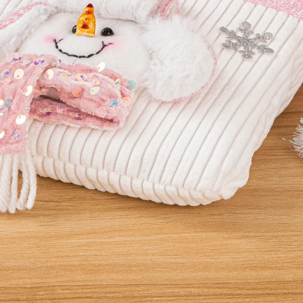 Pink Plush Christmas Gift Bag for Kids & Adults - Image 18