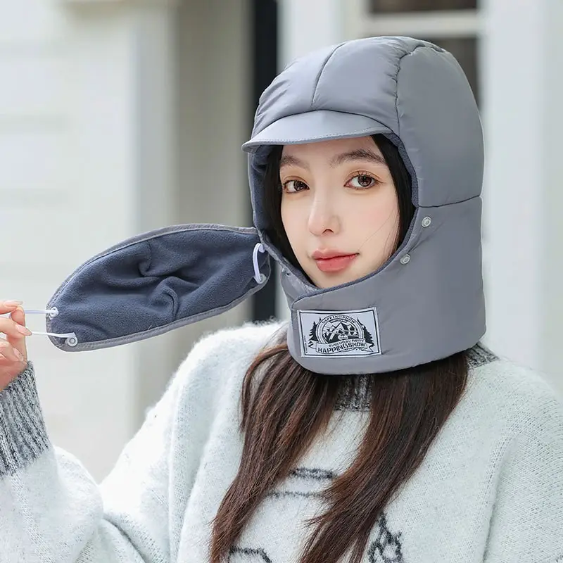 灰色