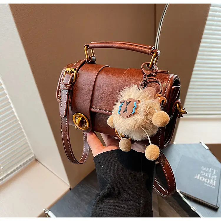 Brown Leather Shoulder Crossbody Bag for Women 2024 — feature 17