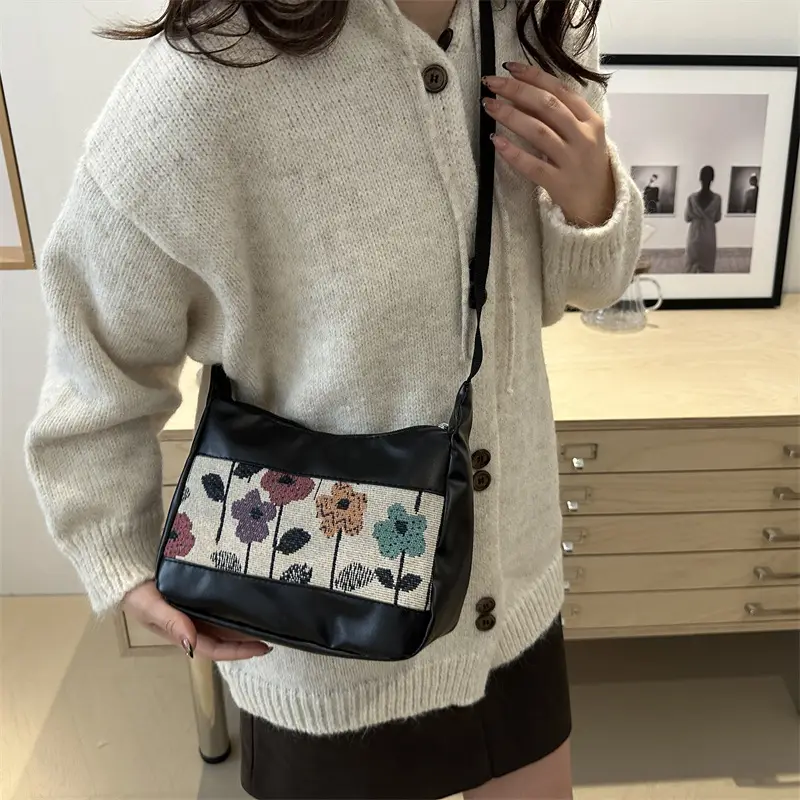 Korean Floral Embroidered Shoulder Bag for Women - Image 7