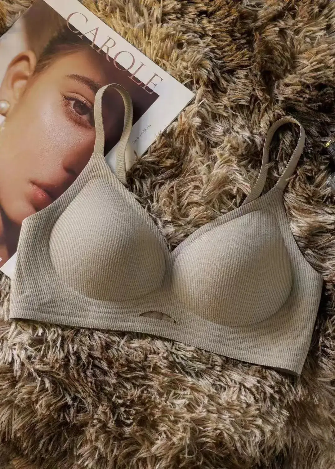 New Style Jelly Hollow-Out Women's Bra — feature 6