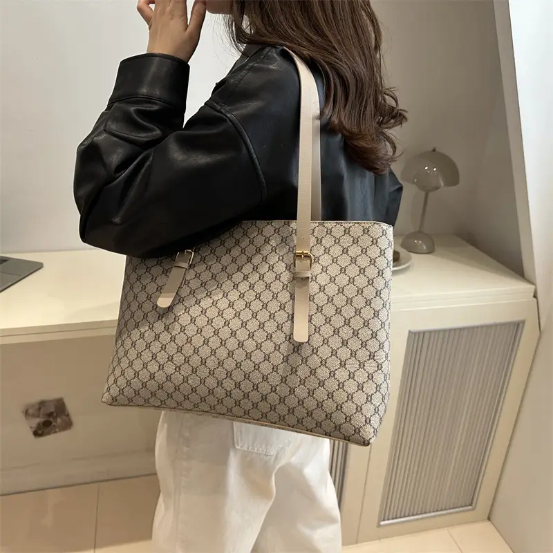Women's Large Capacity Shoulder Bag with Monogram Pattern