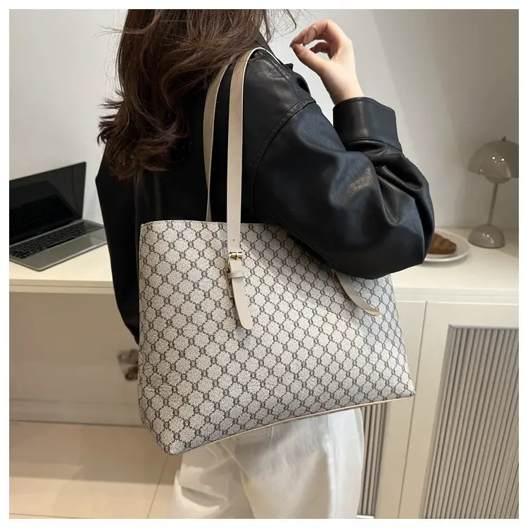 Women's Large Capacity Shoulder Bag with Monogram Pattern — feature 15