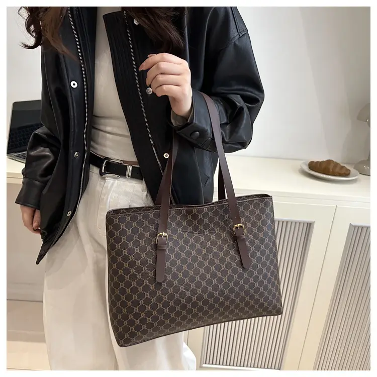 Women's Large Capacity Shoulder Bag with Monogram Pattern — feature 20