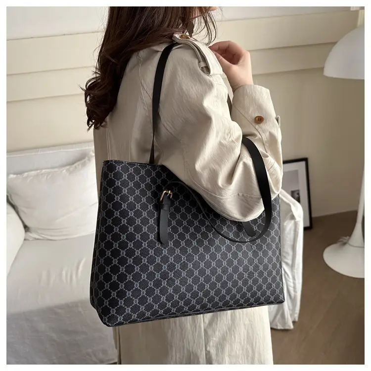 Women's Large Capacity Shoulder Bag with Monogram Pattern — feature 27