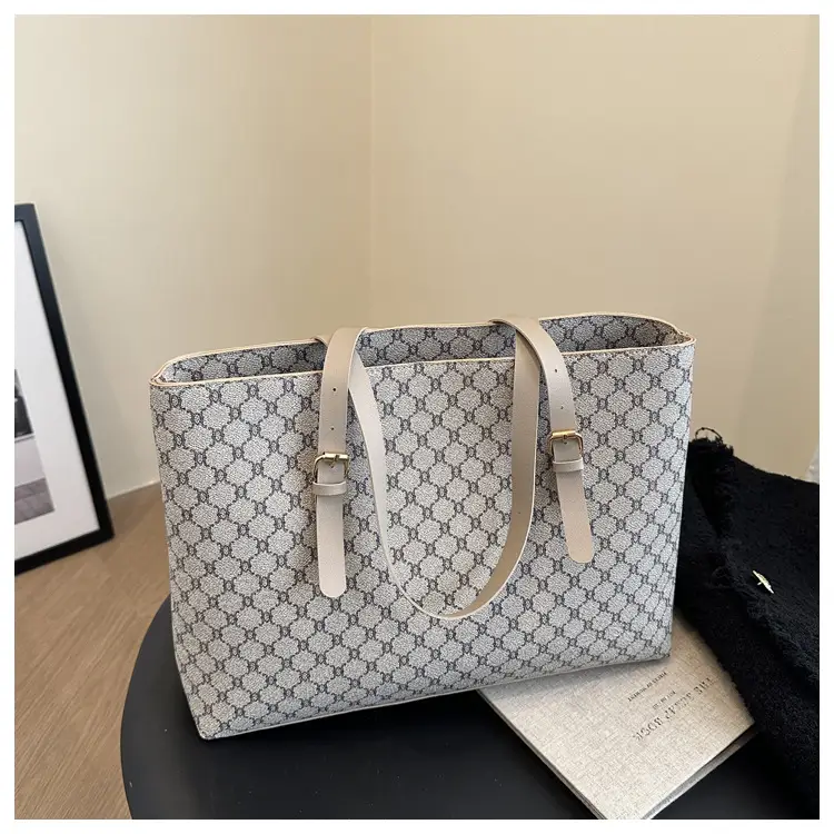 Women's Large Capacity Shoulder Bag with Monogram Pattern — feature 9