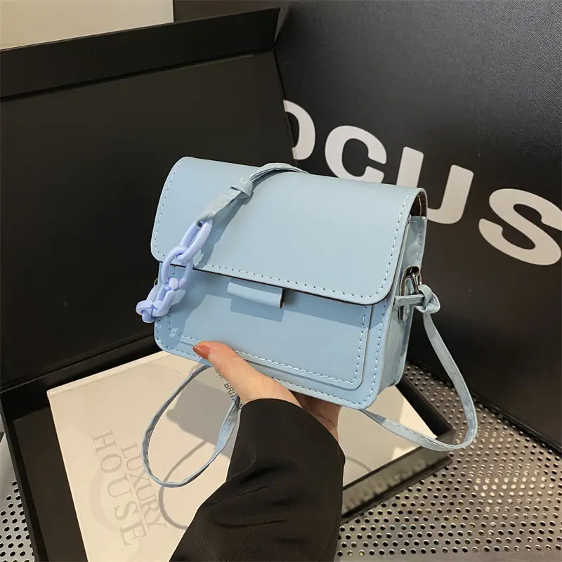 Green Crossbody Phone Bag for Women - Image 8