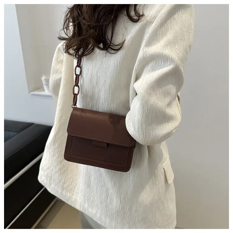 Green Crossbody Phone Bag for Women — feature 21