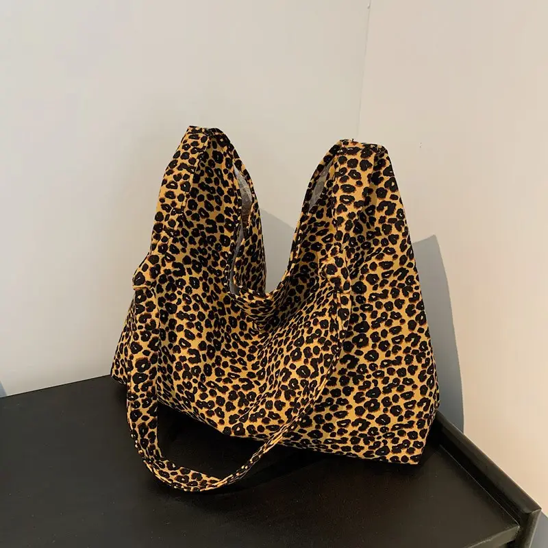 Leopard Print Women's Large Capacity Shoulder Bag 2026 - Image 4