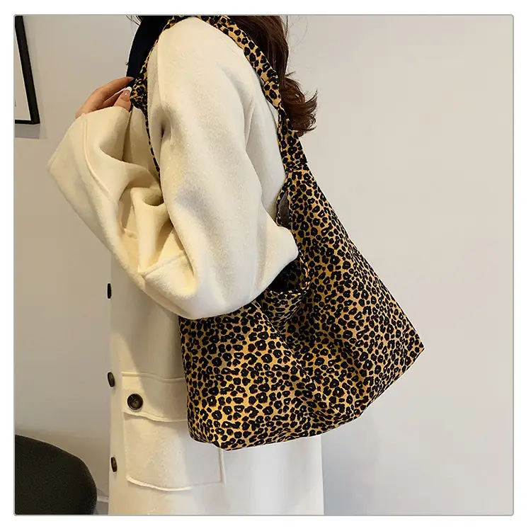 Leopard Print Women's Large Capacity Shoulder Bag 2026 — feature 15