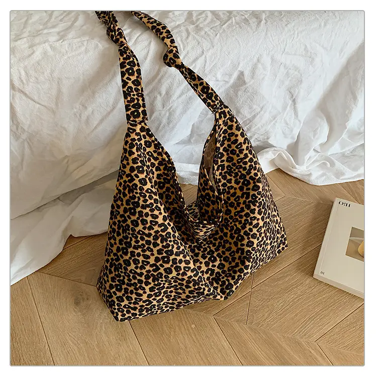 Leopard Print Women's Large Capacity Shoulder Bag 2026 — feature 25