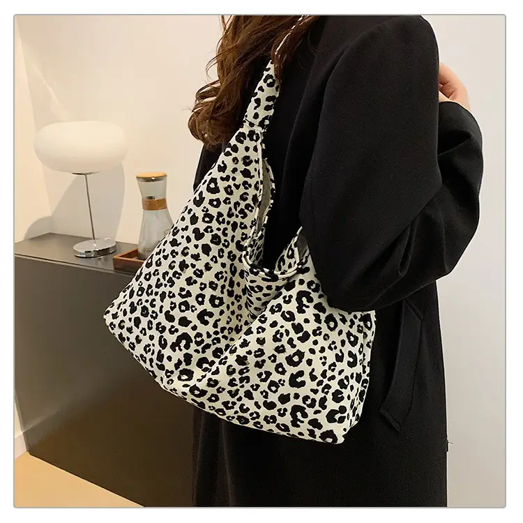 Leopard Print Women's Large Capacity Shoulder Bag 2026 — feature 37