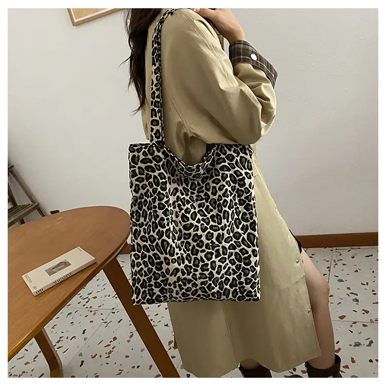 Leopard Print Women Large Tote Bag 2024 — feature 8