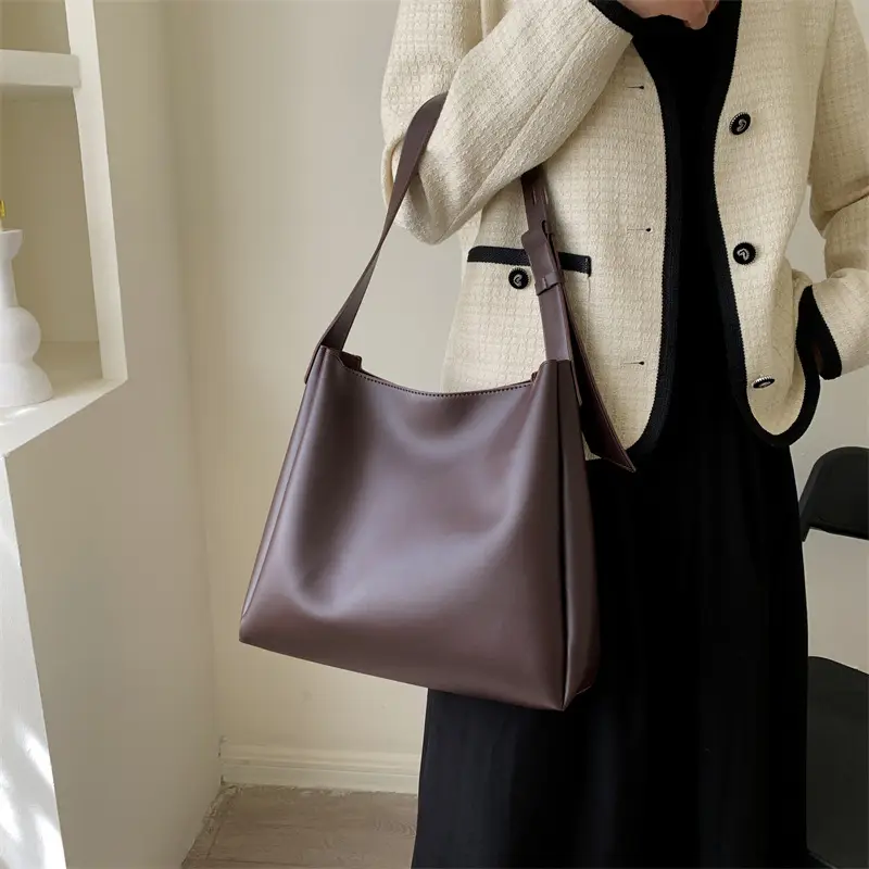Women's Large Crossbody Bag Brown Leather Casual Mother Tote — feature 3