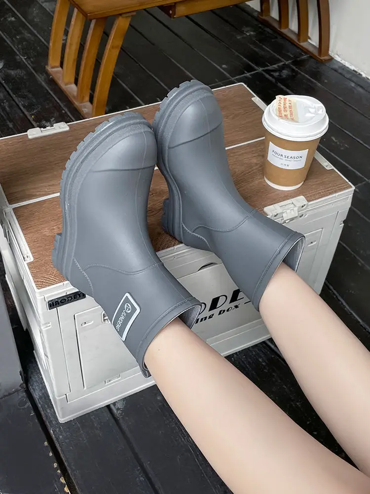 Rain Boots Women's Rubber Shoes Women's Adult Fashion Kitchen Work Non-Slip fleece-lined Rain Boots New Style Waterproof Shoes with Soft Sole — feature 36