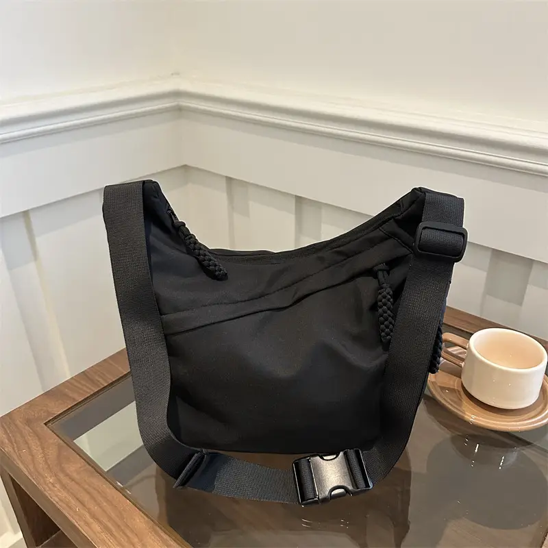 Fashionable Shoulder Crossbody Bag Women 2024 Winter New - Image 7