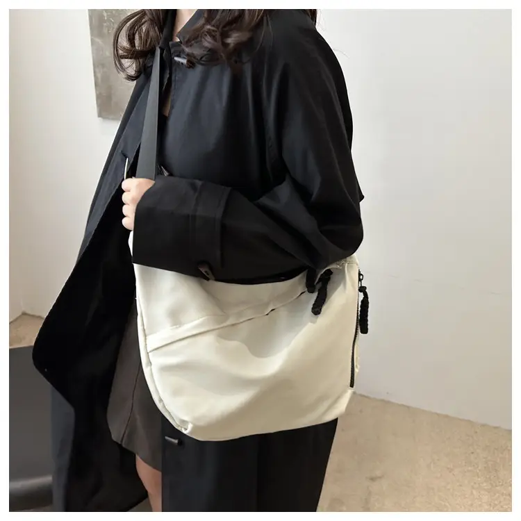 Fashionable Shoulder Crossbody Bag Women 2024 Winter New — feature 10