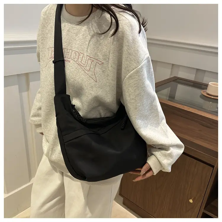 Fashionable Shoulder Crossbody Bag Women 2024 Winter New — feature 12