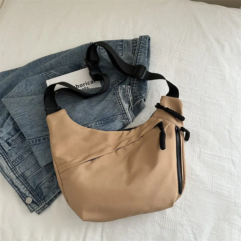 Fashionable Shoulder Crossbody Bag Women 2024 Winter New - Image 4
