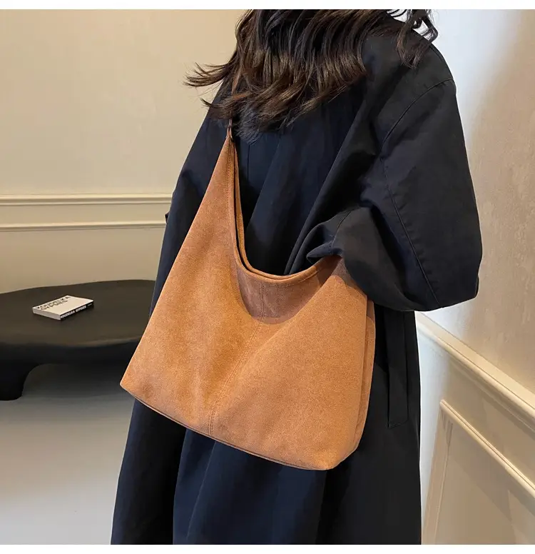2025 Velvet Shoulder Bag Large Capacity Textured Commuter Tote — feature 10