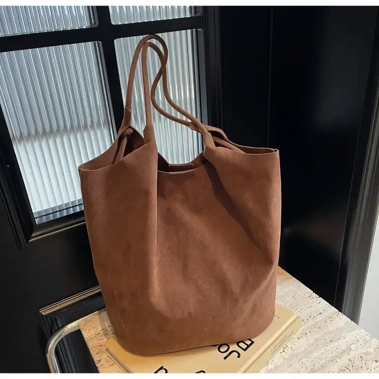 Women's Brown Suede Shoulder Bag Large Capacity 2024 — feature 20