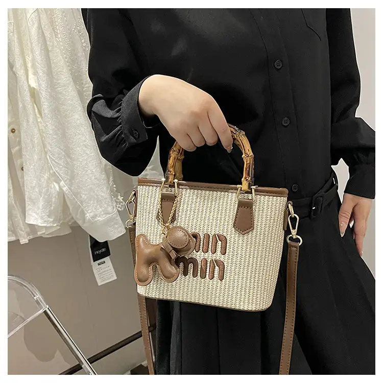 Women's Woven Handbag with Cat Design 2024 — feature 12