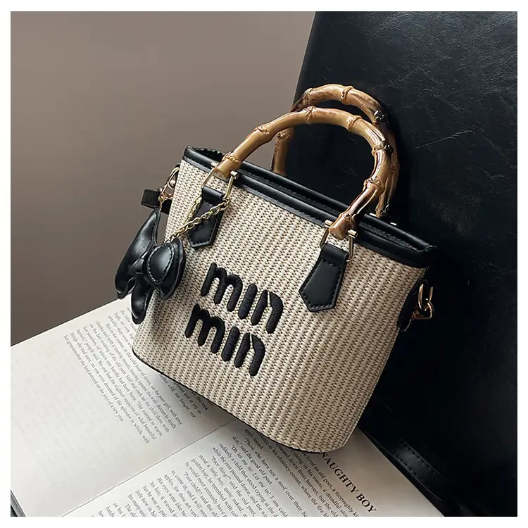 Women's Woven Handbag with Cat Design 2024 — feature 18
