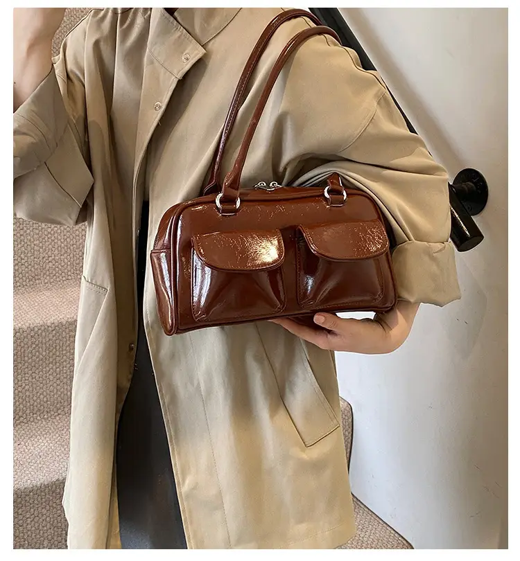Women's White Square Shoulder Bag 2024 Trend — feature 1