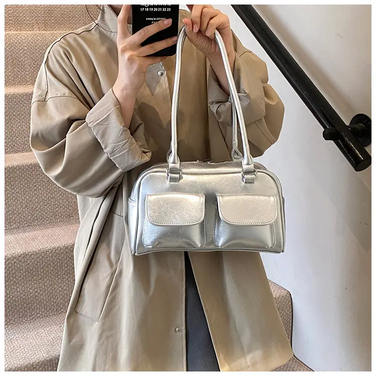 Women's White Square Shoulder Bag 2024 Trend — feature 12