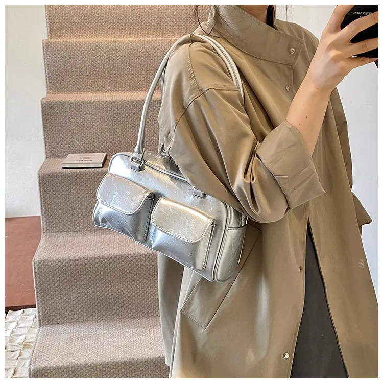 Women's White Square Shoulder Bag 2024 Trend — feature 13