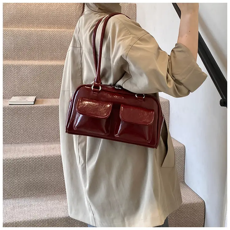 Women's White Square Shoulder Bag 2024 Trend — feature 22