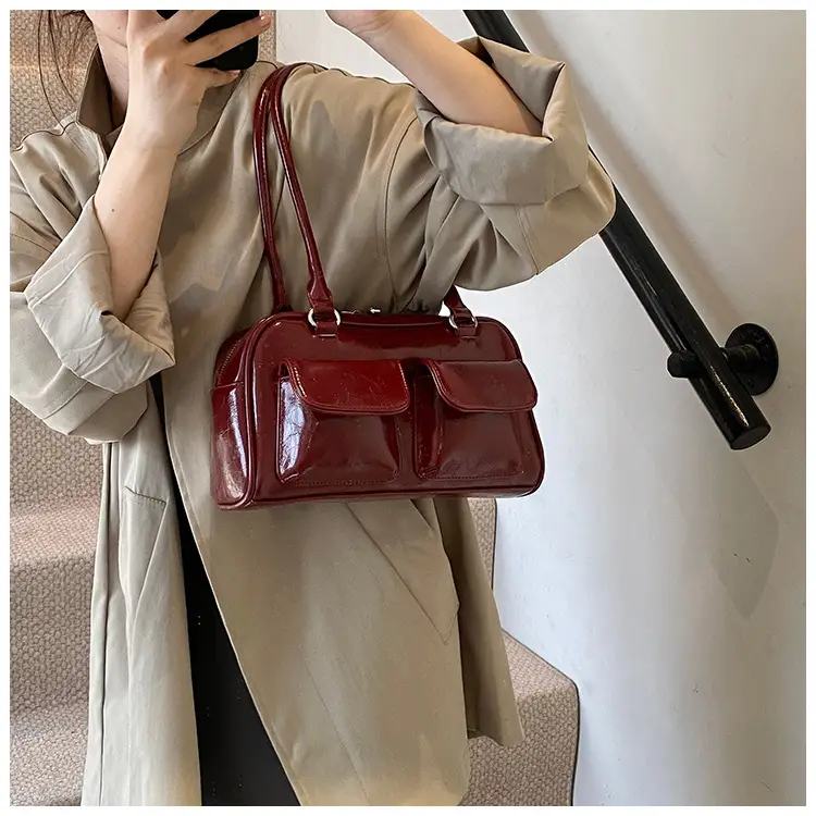 Women's White Square Shoulder Bag 2024 Trend — feature 23