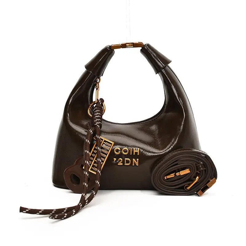 Women's Pleated Shoulder Bag Oil Wax Leather 2024 Winter Brown - Image 9