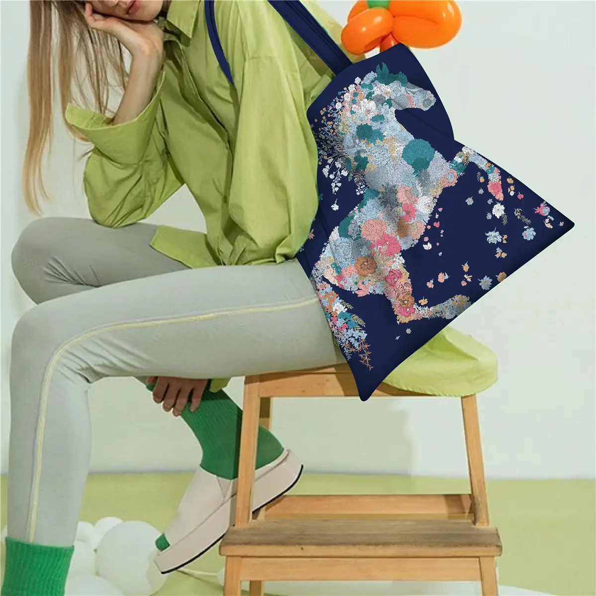 Women's Floral Canvas Handbag Orange 40x22cm - Image 6