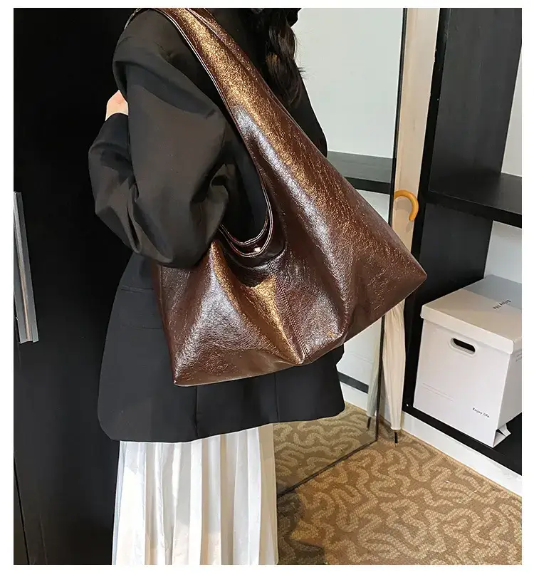 Vintage Korean Style Black Tote Bag for Women — feature 1