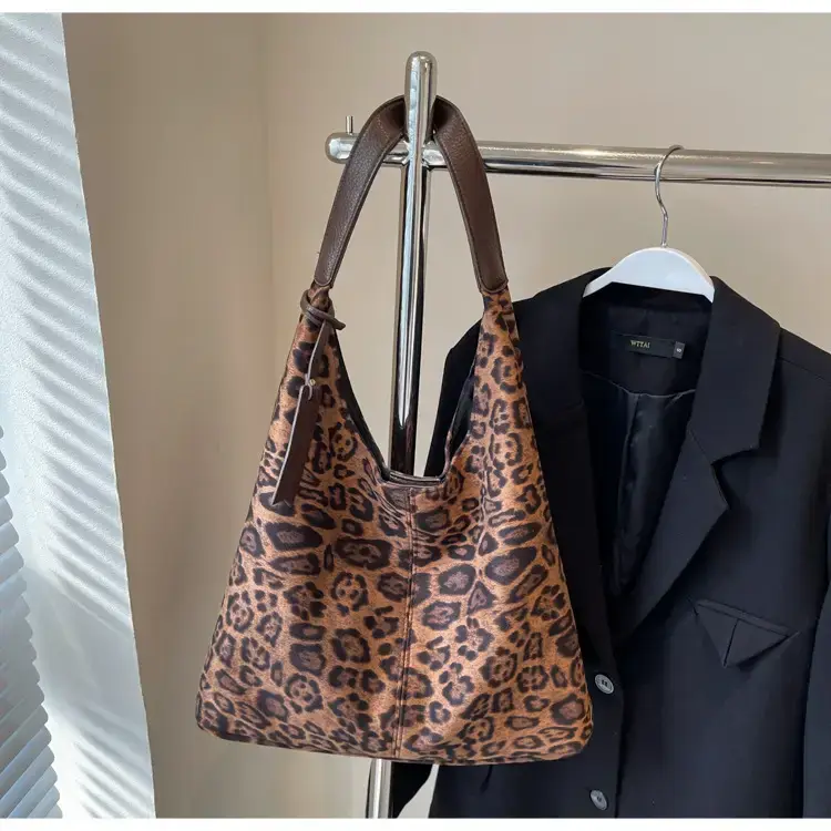 Large Capacity Leopard Print Shoulder Bag for Women — feature 21