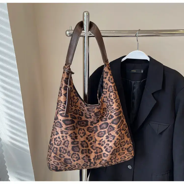 Large Capacity Leopard Print Shoulder Bag for Women — feature 22